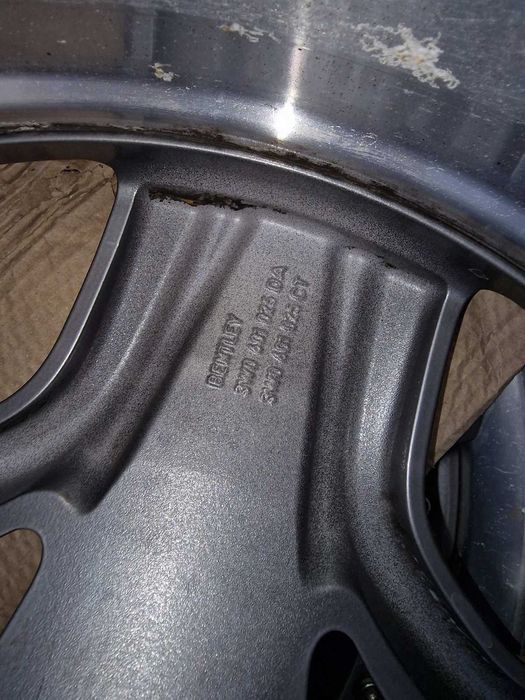 Джанти за Bentley