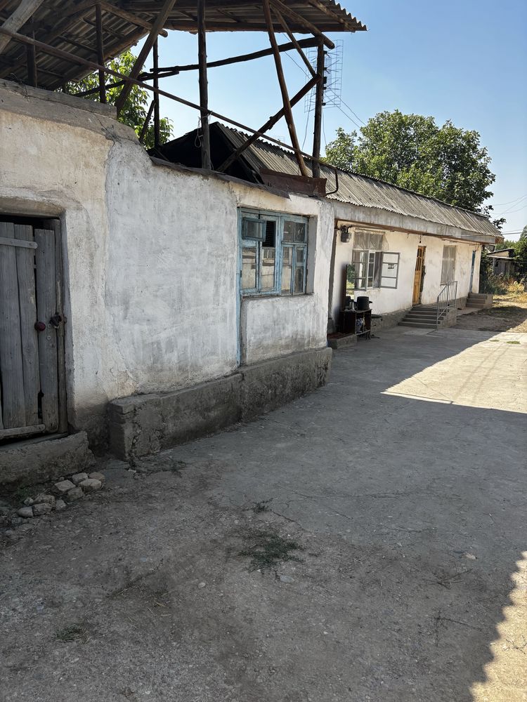 Уй сотилади, Бустонлик туманида жойлашган
