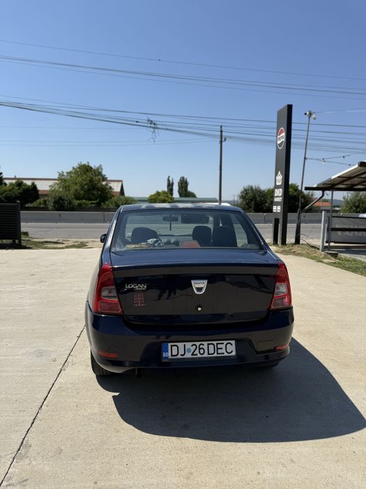 Vand Dacia Logan
