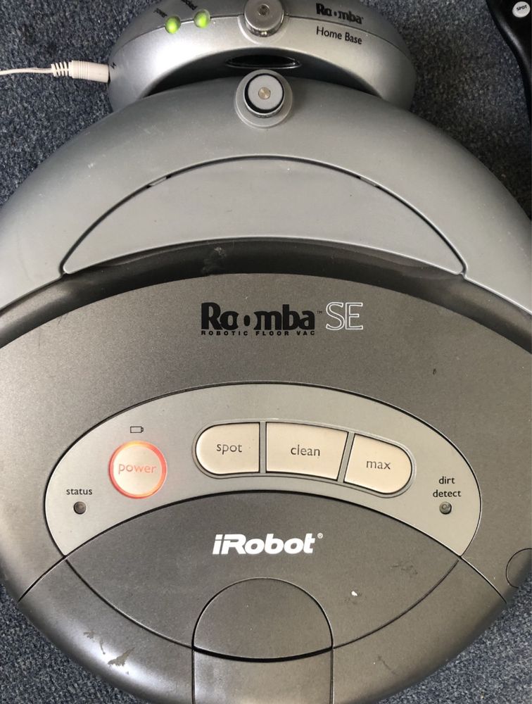 Robot curatenie romba