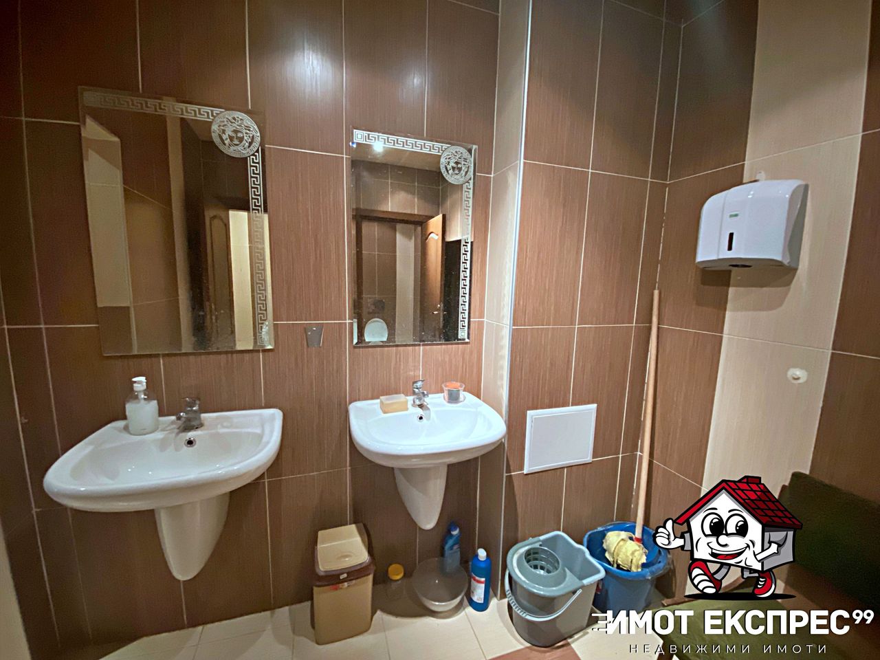 Продава се Магазин в Асеновград - 40 кв.м за 765 €/кв.м - Снимка #1