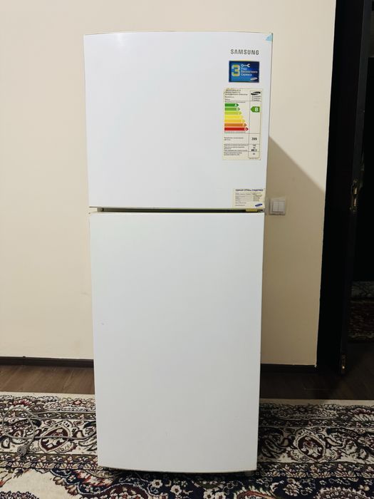 Samsung sotiladi holadilnik