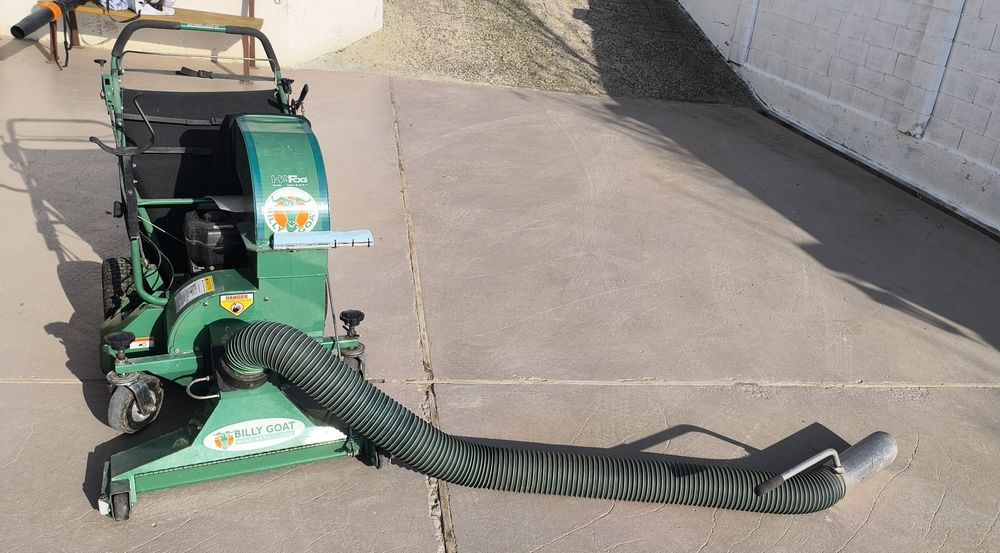 Моторен бензинов листосъбирач Billiy Goat