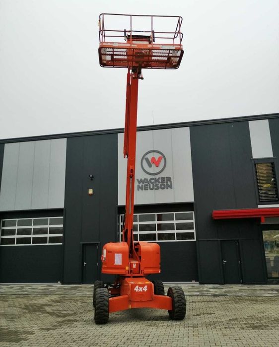 Nacela diesel cu brat telescopic Genie S-45