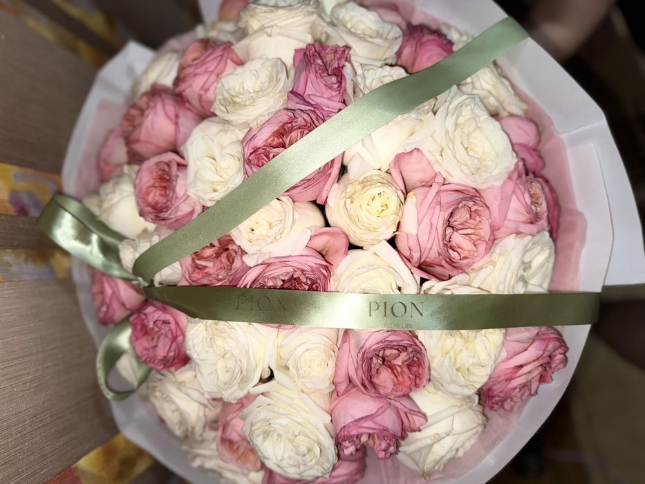 Роза ақ және розовый 51 штук