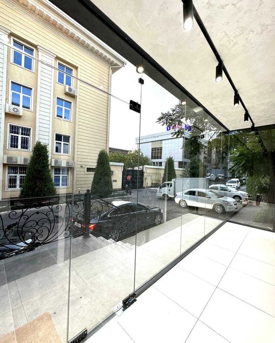 Продается Нежилой помещения  ул. А.Наваи Инфин банк 90м2 Фасад- 7 метр