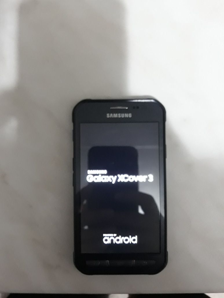 Samsung Galaxy телефон
