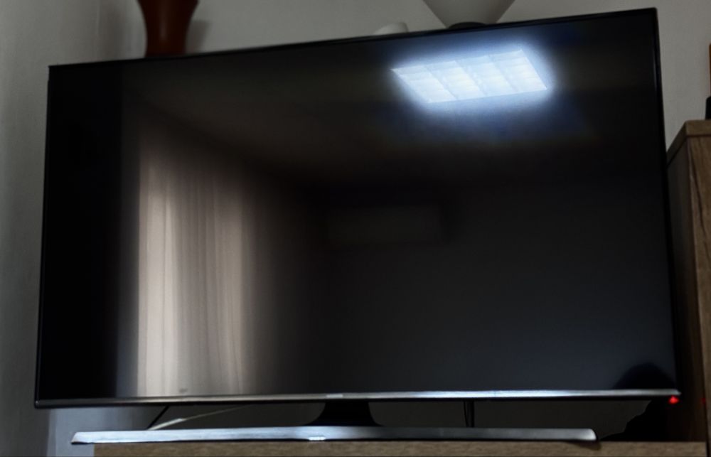 Televizor Smart Samsung LCD