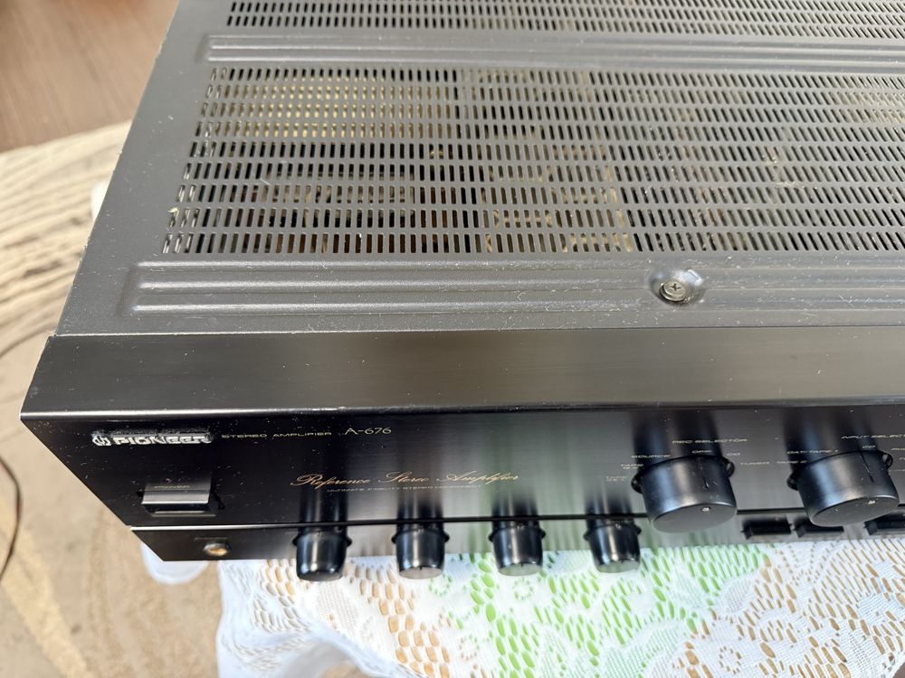 Pioneer A-676 Стерео усилвател