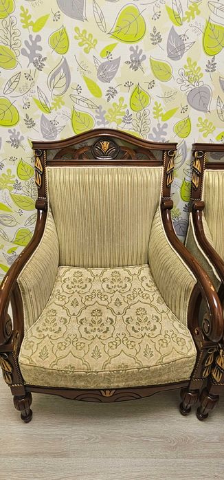 Продается Диван, 2 кресла, б/у в отличном состоянии