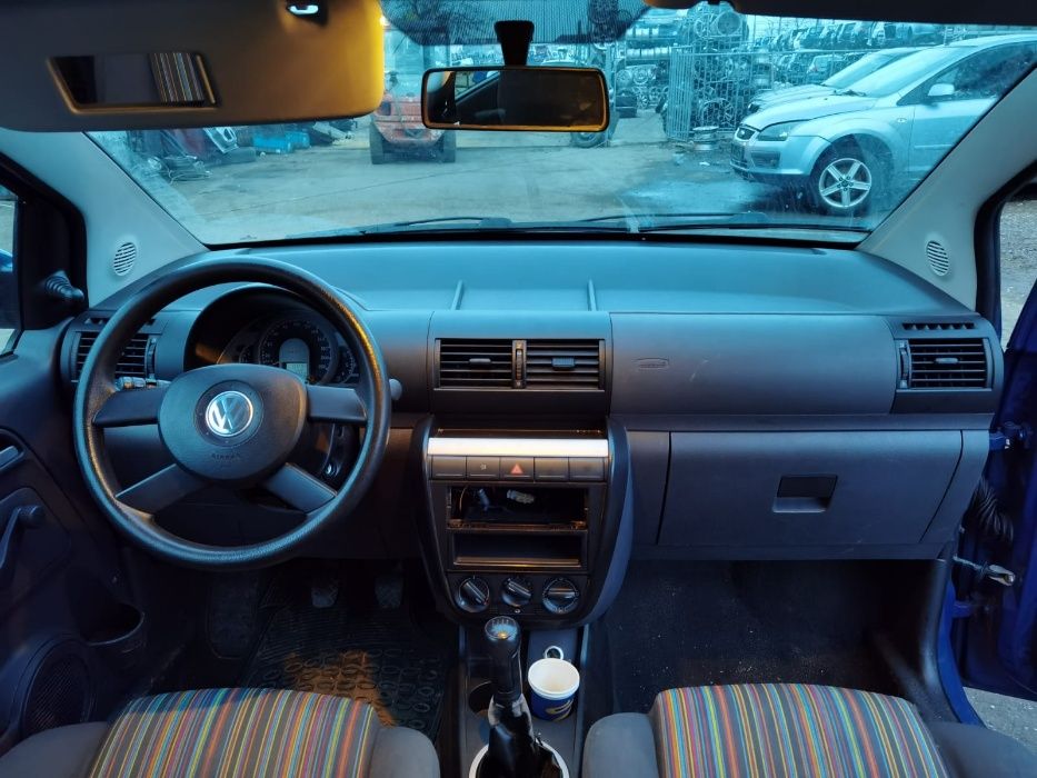 Dezmembrez Volkswagen Fox 1.2 benzina an 2006 cod motor BMD