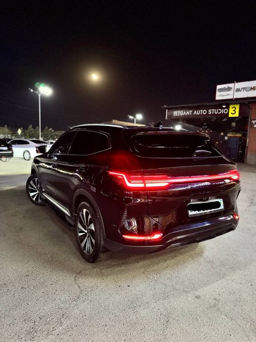 Byd gibrid full champion nasiya avto sotuv