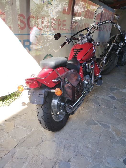 Suzuki VZ 800 Marauder 1996