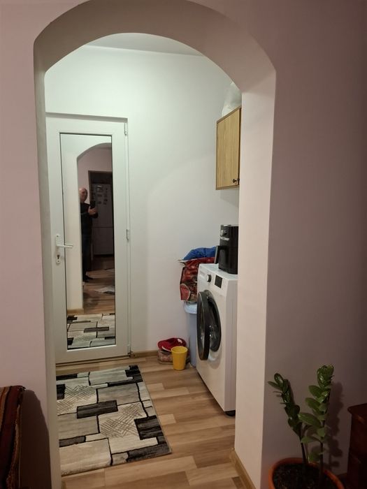 Vând apartament  cu 2 camere
