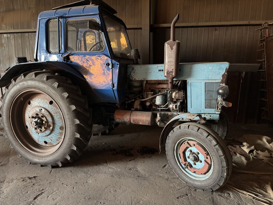 Мтз 80 трактор на ходу