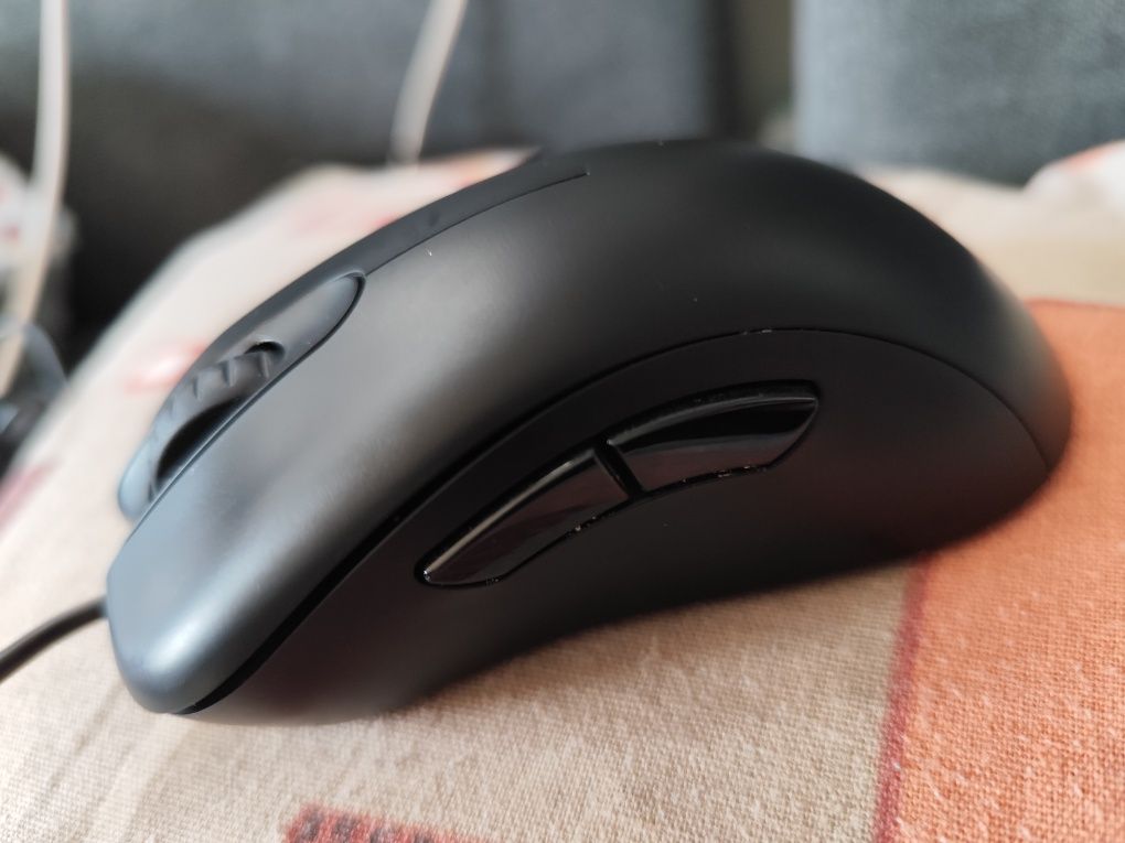 Геймърска мишка ZOWIE S2, Оптична, Кабел USB