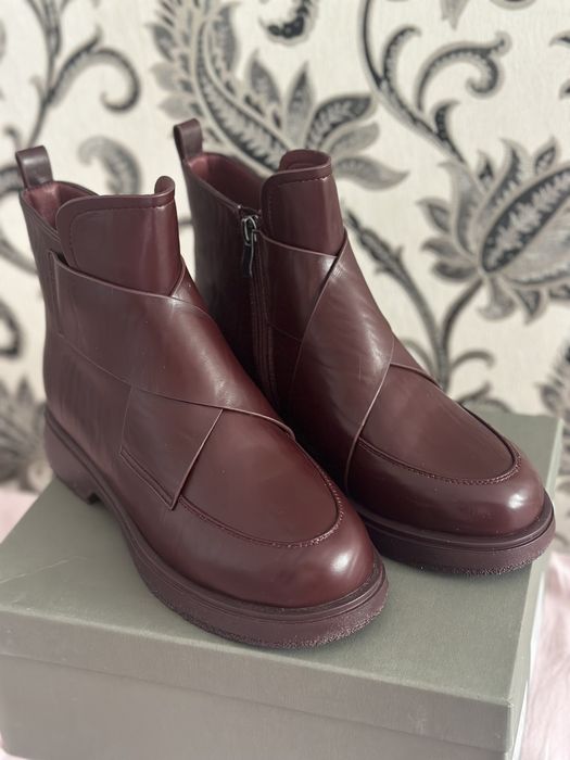 Продам зимние сапоги