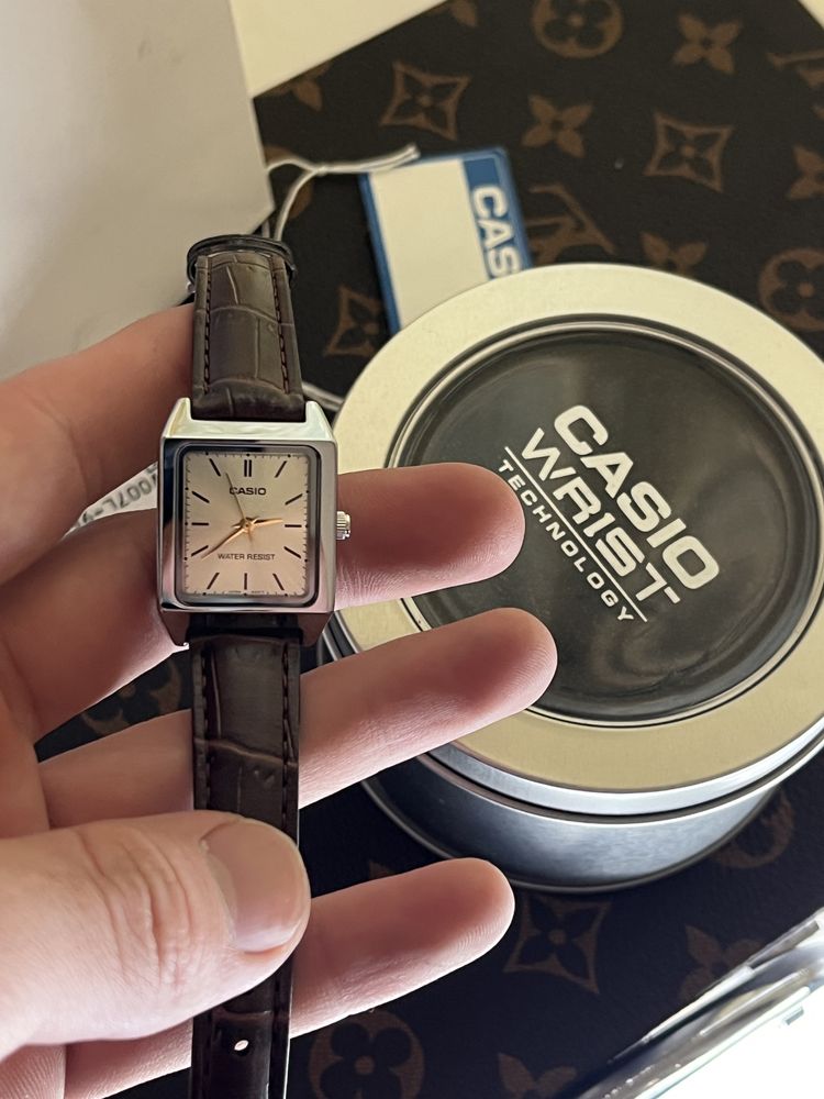 Женские часы Casio оригинал новые