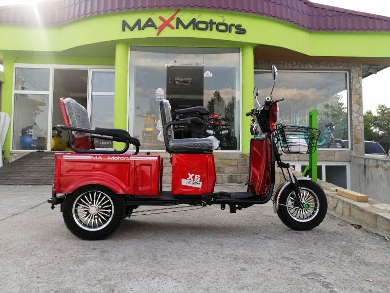 Двуместна електрическа карго триколка 1500W MaX Motors