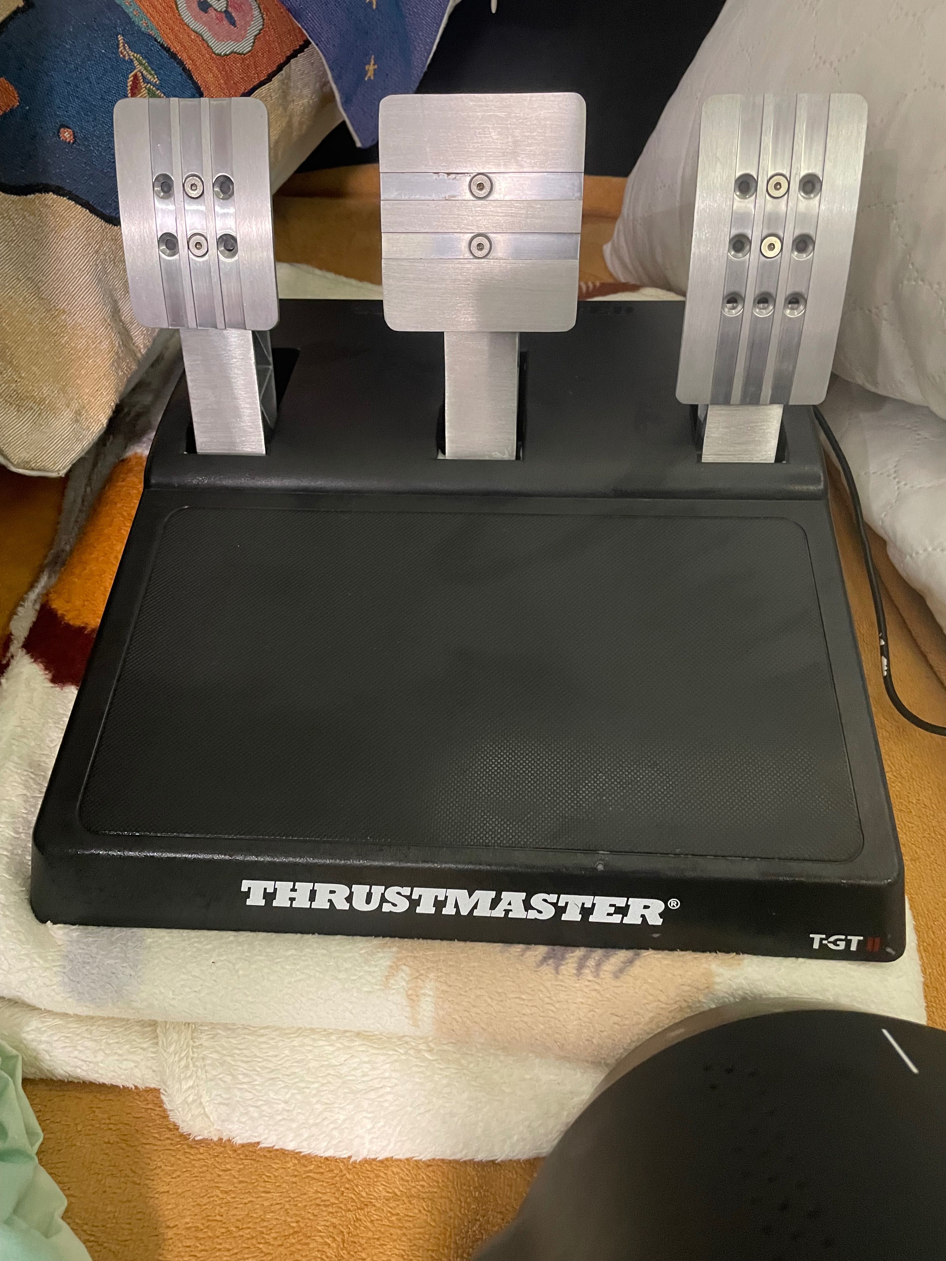 Волан и педали Trustmasters T-GT 2