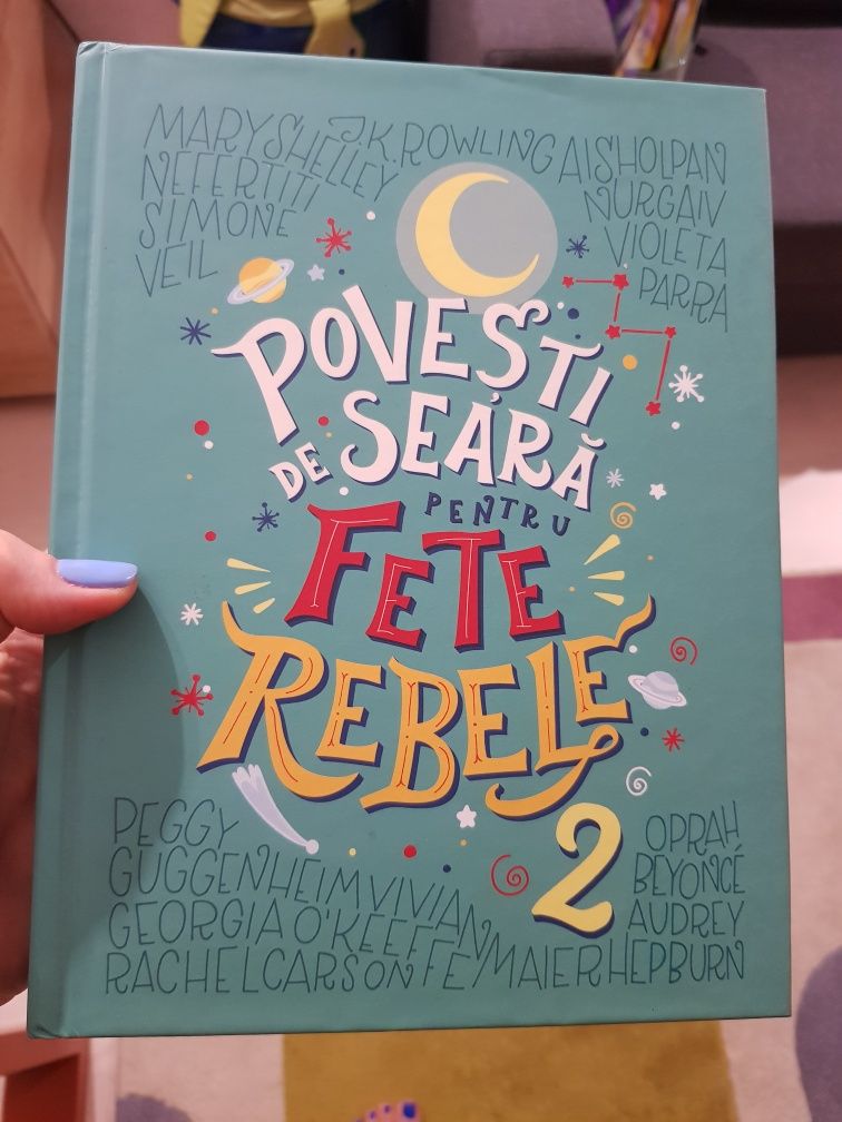 Carte "Povesti de seara pentru fete rebele"2