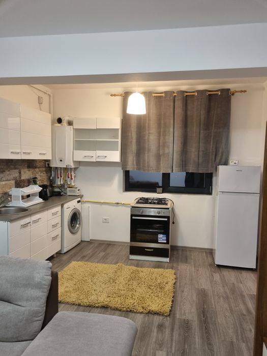 Apartament 2 camere de închiriat – Sector 4, aproape de Metrou Leonida