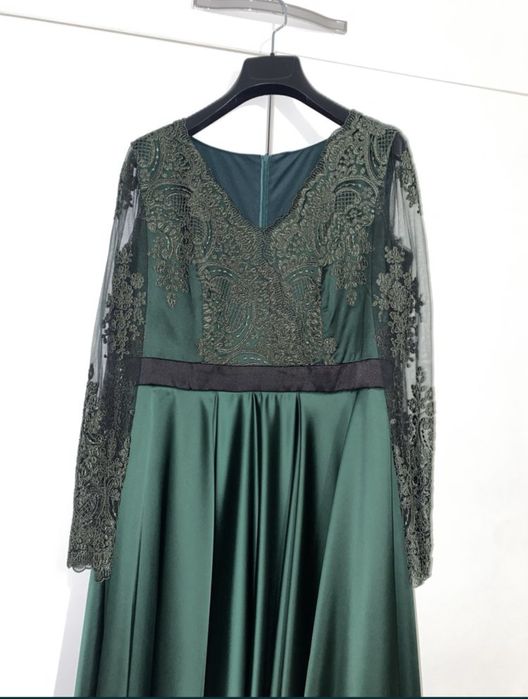 Rochie lunga de seara, potrivita marimii XL, pret 350 lei