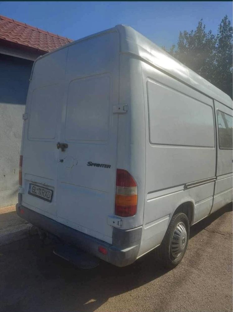 Mercedes sprinter