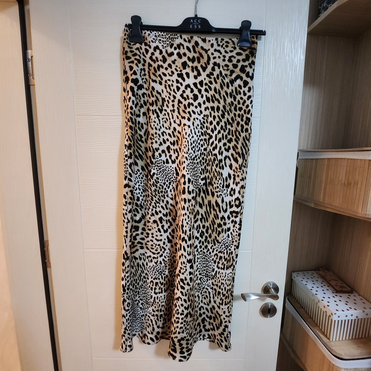 Пола Zara с принт