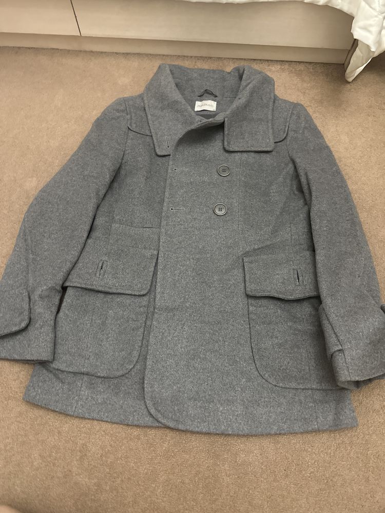 Продам женское короткое пальто