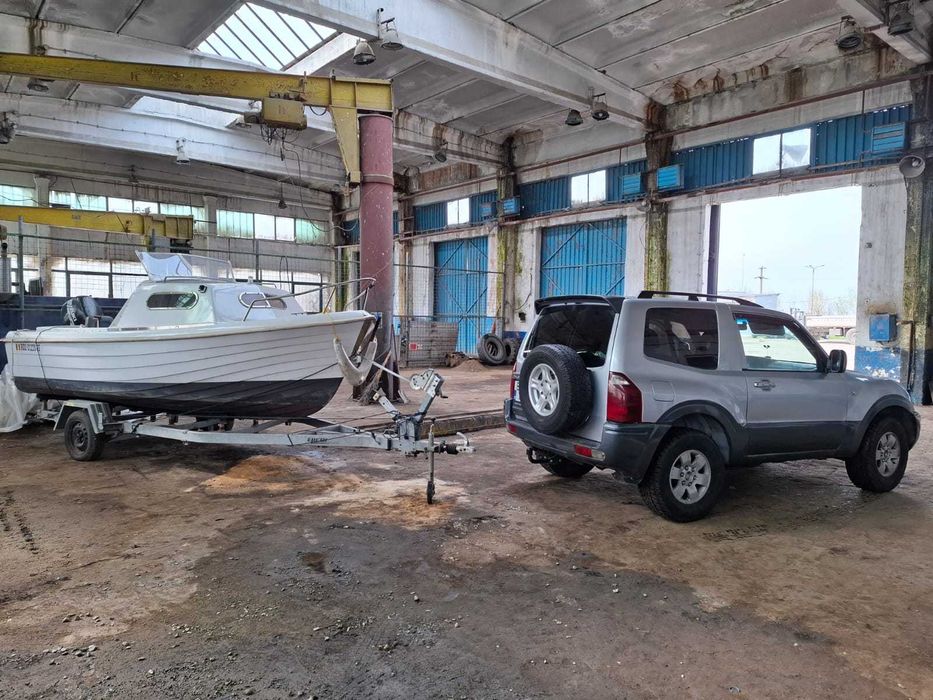 Vand Mitsubishi Pajero | 5 locuri 2004 | Autoutilitara | Proprietar