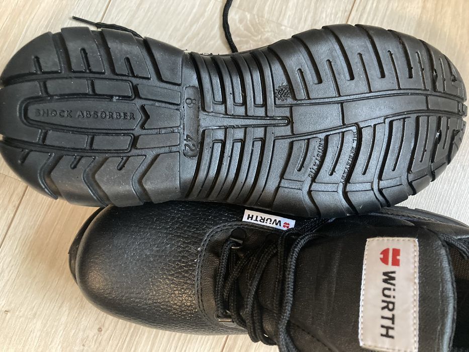 Мъжки обувки 42 номер