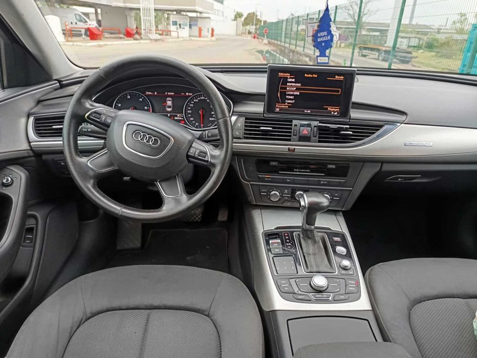 Vând Audi A6 2011 3.0
