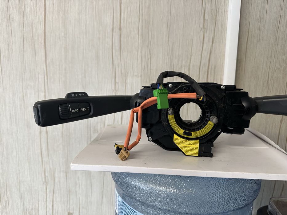 Лентов кабел за Volvo V50