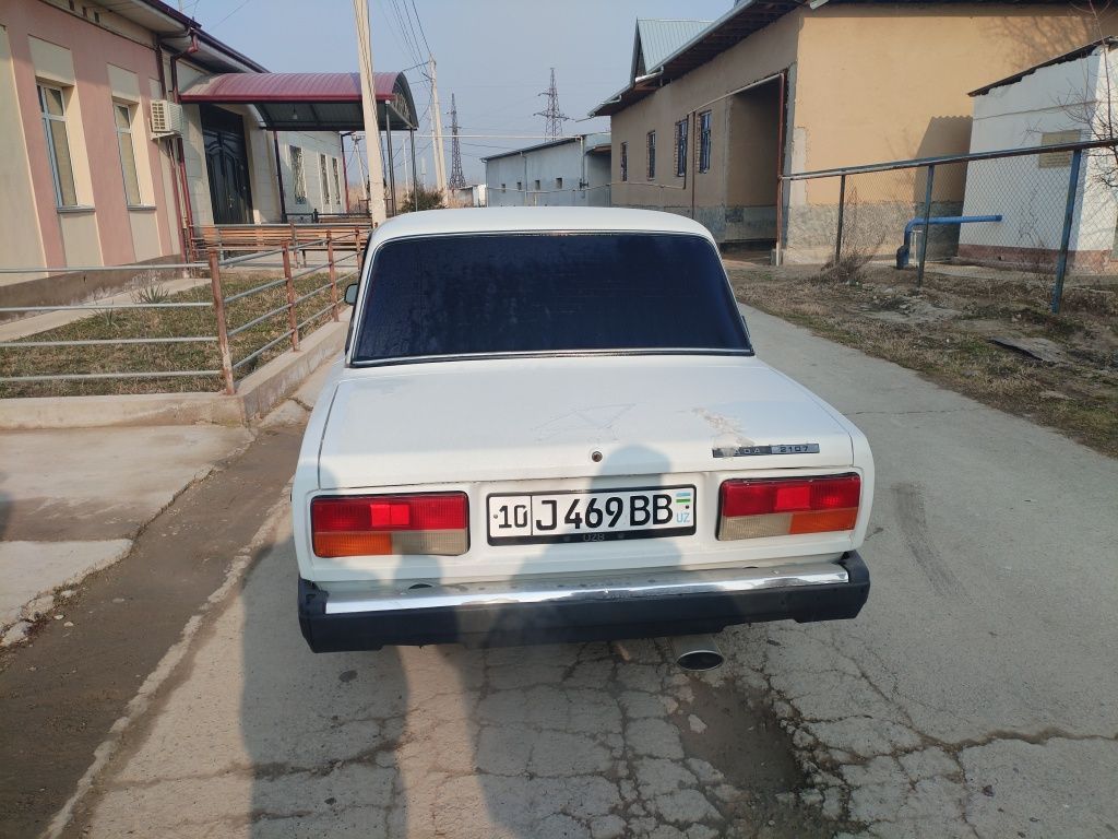 Vaz 2107 injektor