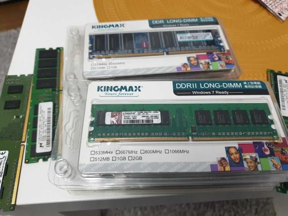 Placute RAM DDR2 2GB PC si laptop