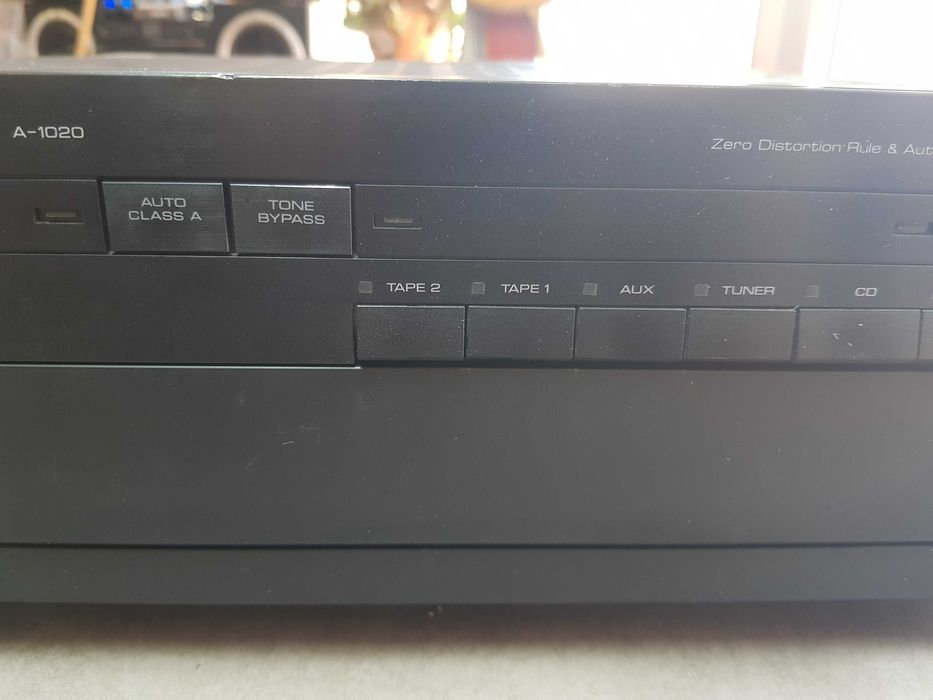 Yamaha A-1020 stereo amplifier