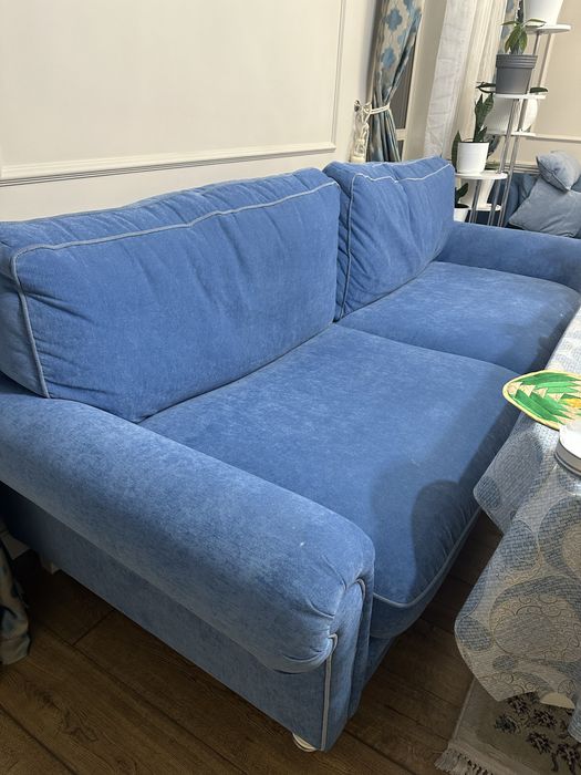 Диван 4-хместный