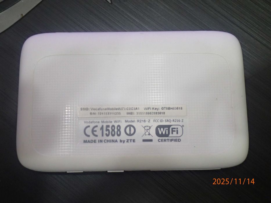 Router/Hotspot 4G cu acumulator: ZTE R216-Z - liber in orice retea