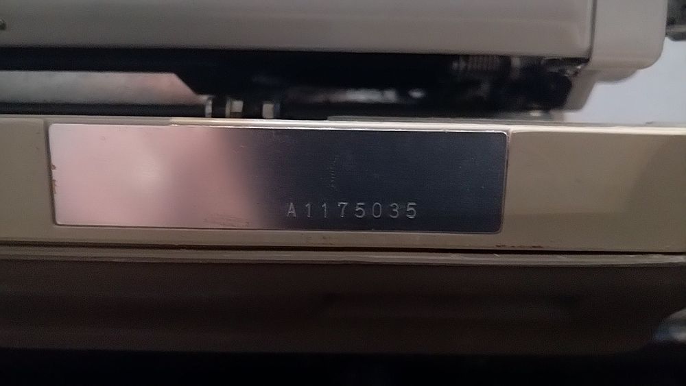 Masina de scris Privileg 300T