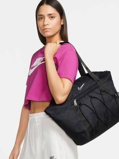 Дамска ЧАНТА NIKE One tote black