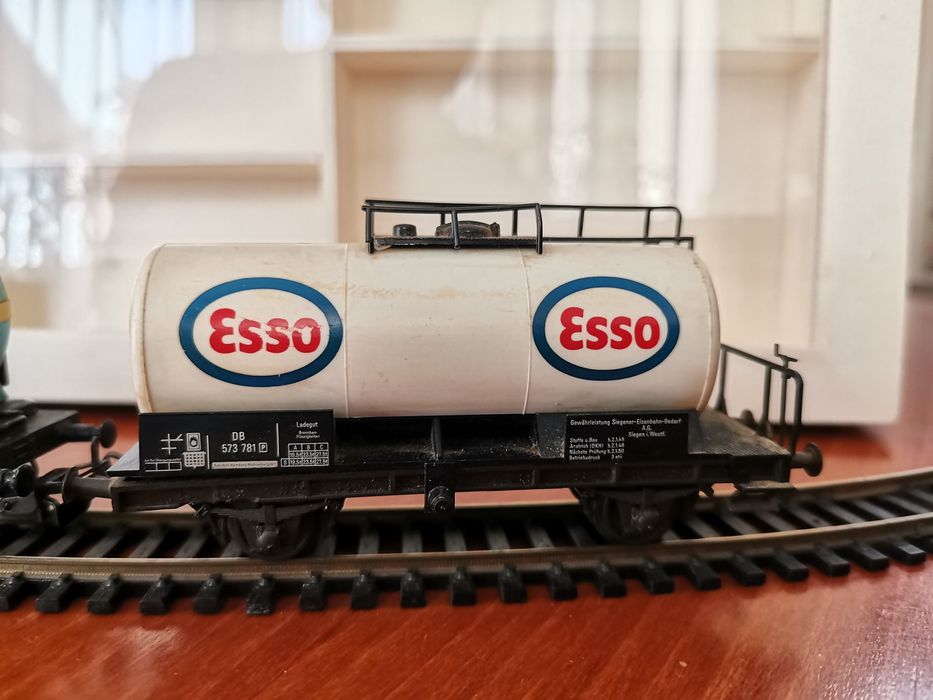 Запазено и действащо колекционерско електрическо влакче Piko 5