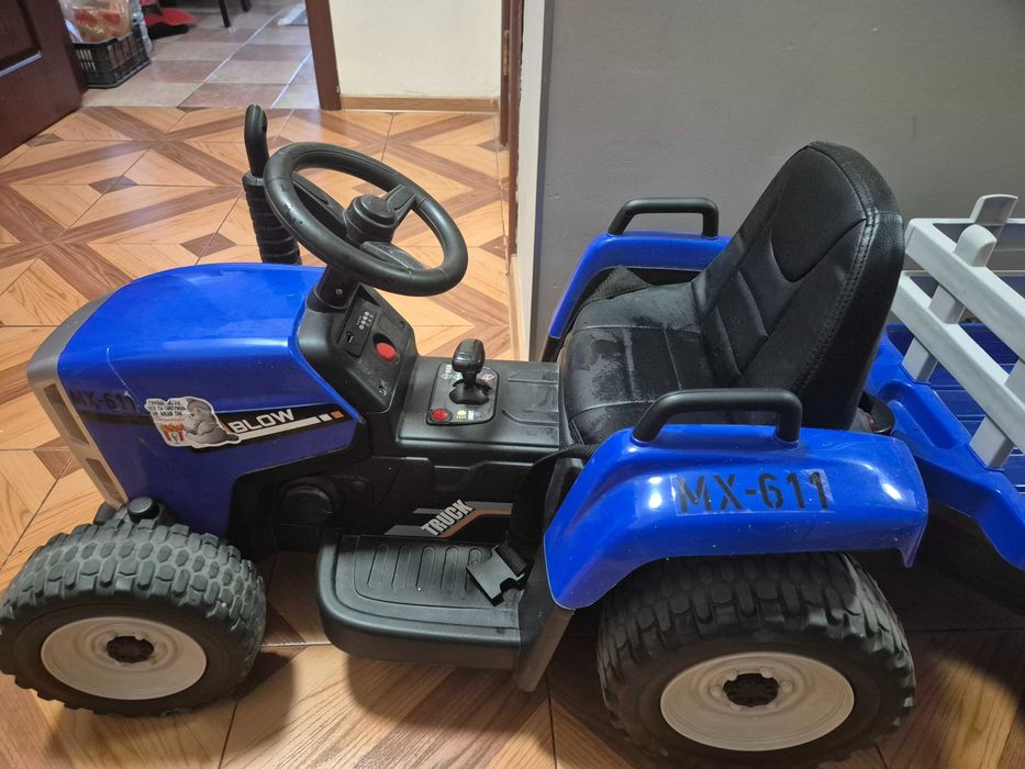 Продам электромобиль