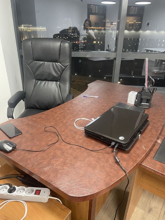 Стол руководителя