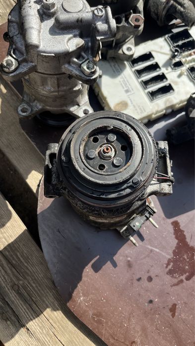 Compresor aer clima ac range rover evoque 2.0 piese dezmembrari