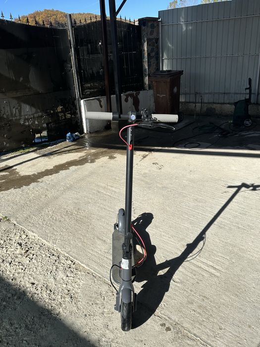 Vand trotineta electrica