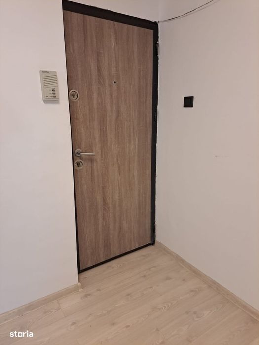 Ap. 4 camere, 2 băi, Rogerius recent renovat, mobilat,utilat la parter