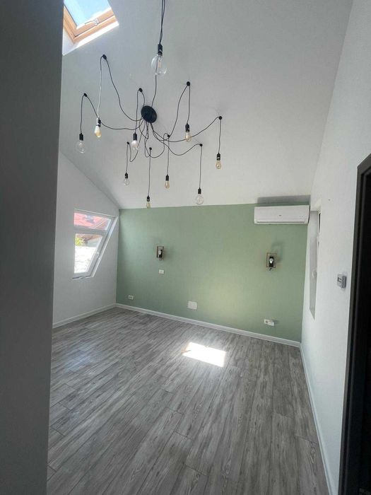 Vând casă cu finisaje de top – 300 mp, teren 1000 mp, Gaesti