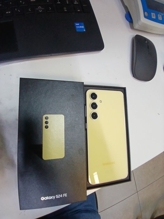 Samsung S24 FE 8/128