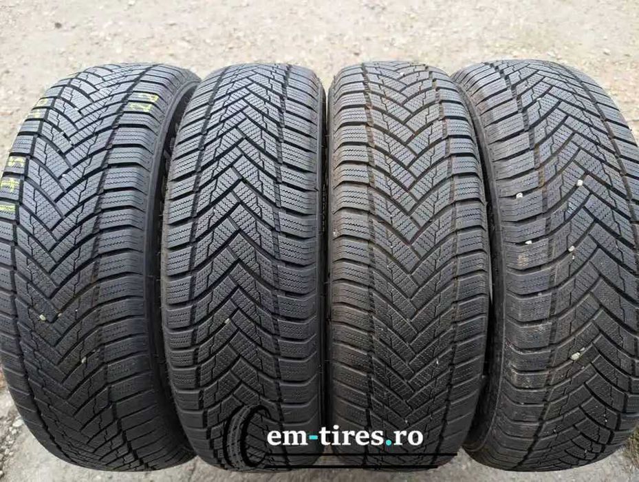 SET 4 Anvelope Iarna 175/70 R14 TOURADOR Wintre Pro TS1 88T